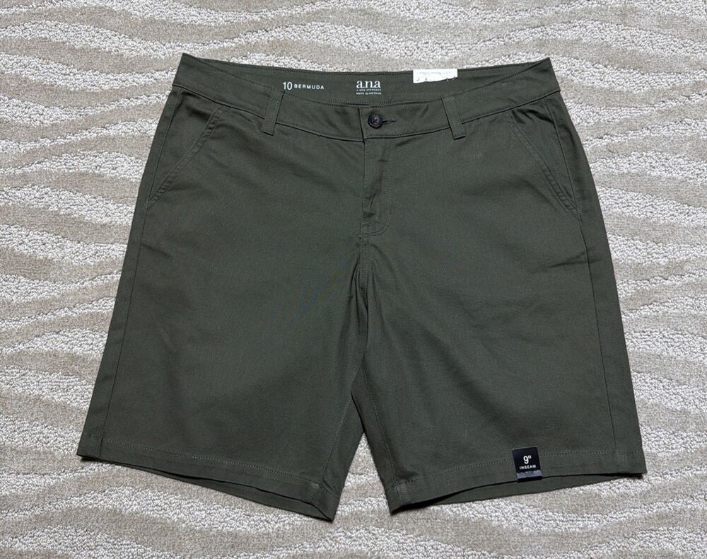 a.n.a. A New Approach Women's 10 Army Green Cotton Stretch Bermuda Shorts New